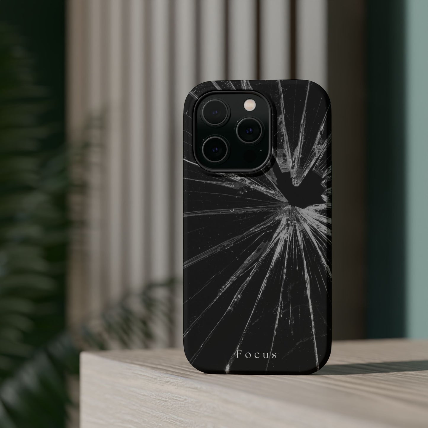 Durable Magnetic FOCUS Broken Glass Stylish Tough Case