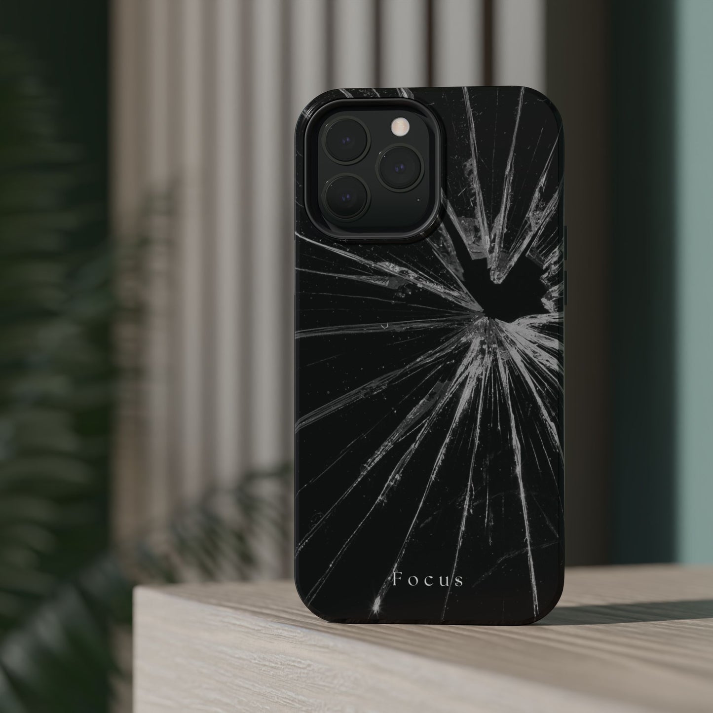 Durable Magnetic FOCUS Broken Glass Stylish Tough Case