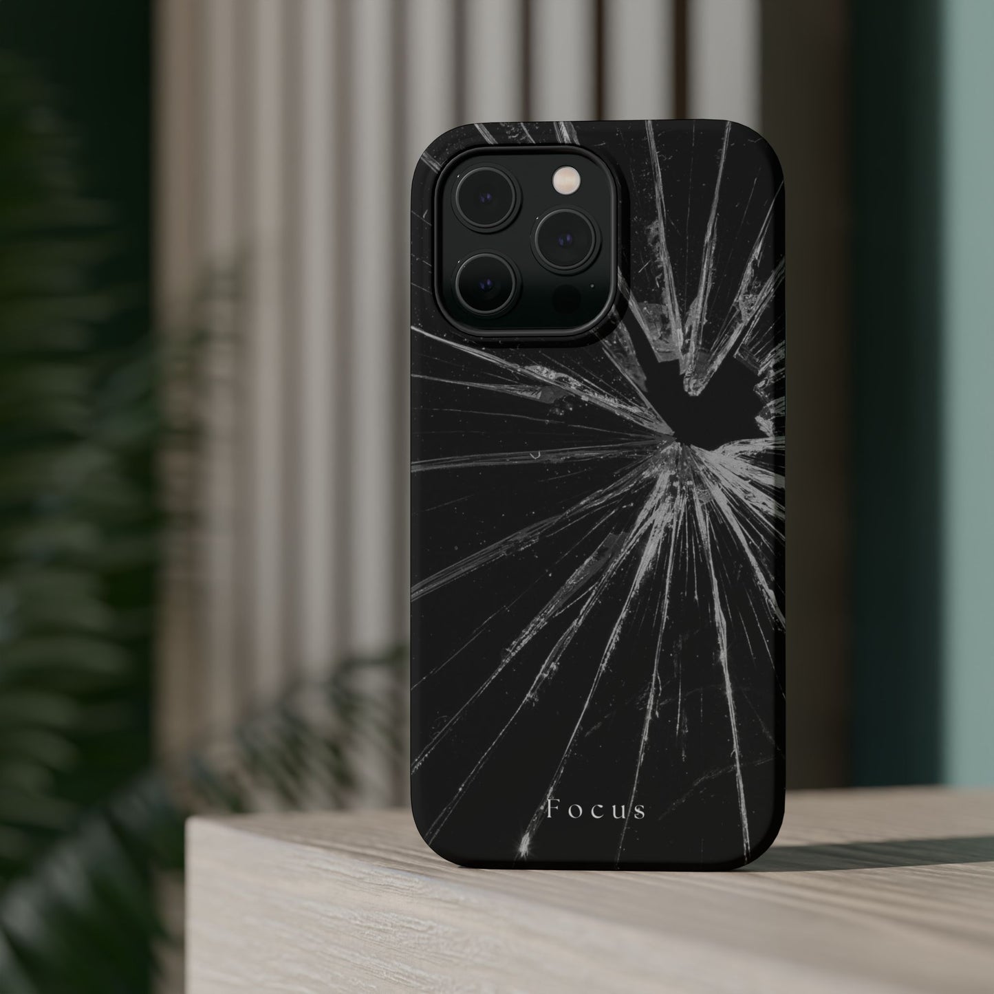 Durable Magnetic FOCUS Broken Glass Stylish Tough Case